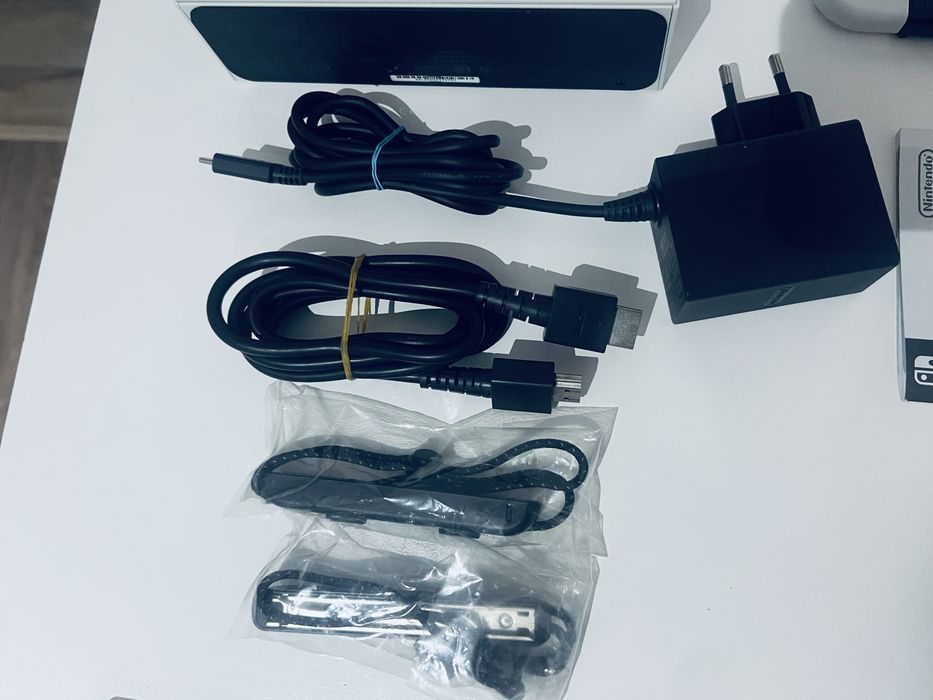 Nintendo Switch Oled 64gb + 7 Gier jak Nowe