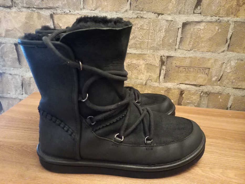 Женские угги UGG Lodge Black размер 38.