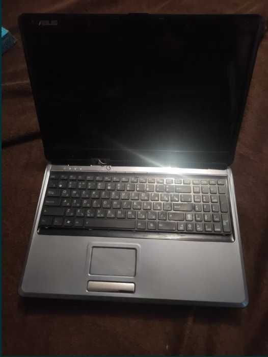 Asus x61s на запчастини