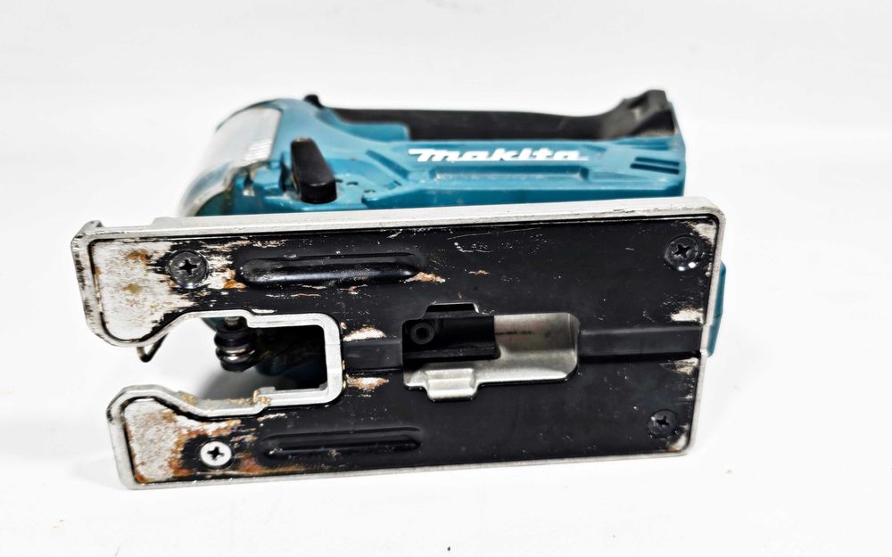 Wyrzynarka akumulatorowa 10,8V JV101DZ K&B Handel Szczytno