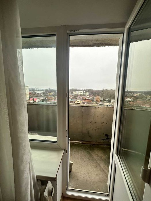 1к квартира Ближні Гречани, 8\10, 27кв, цегляний будинок