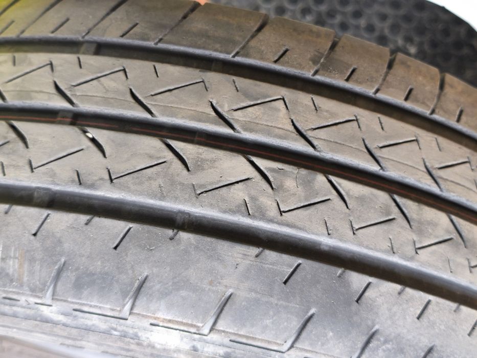 2x Pneus Bridgestone 225 65 R16 C
