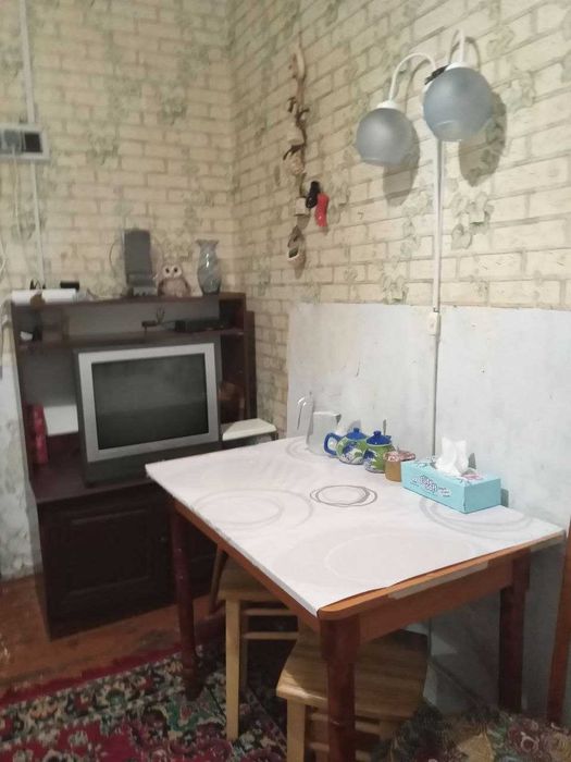 продам коммунальную квартиру, центр, 2 комнаты
