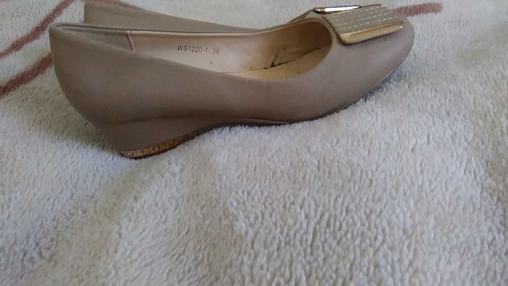 Buty damskie nr 36