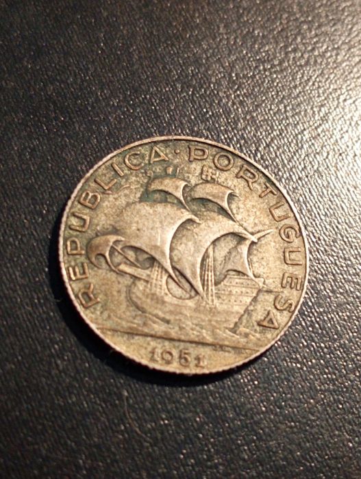 2,5 escudos	Portugal	1951		Prata