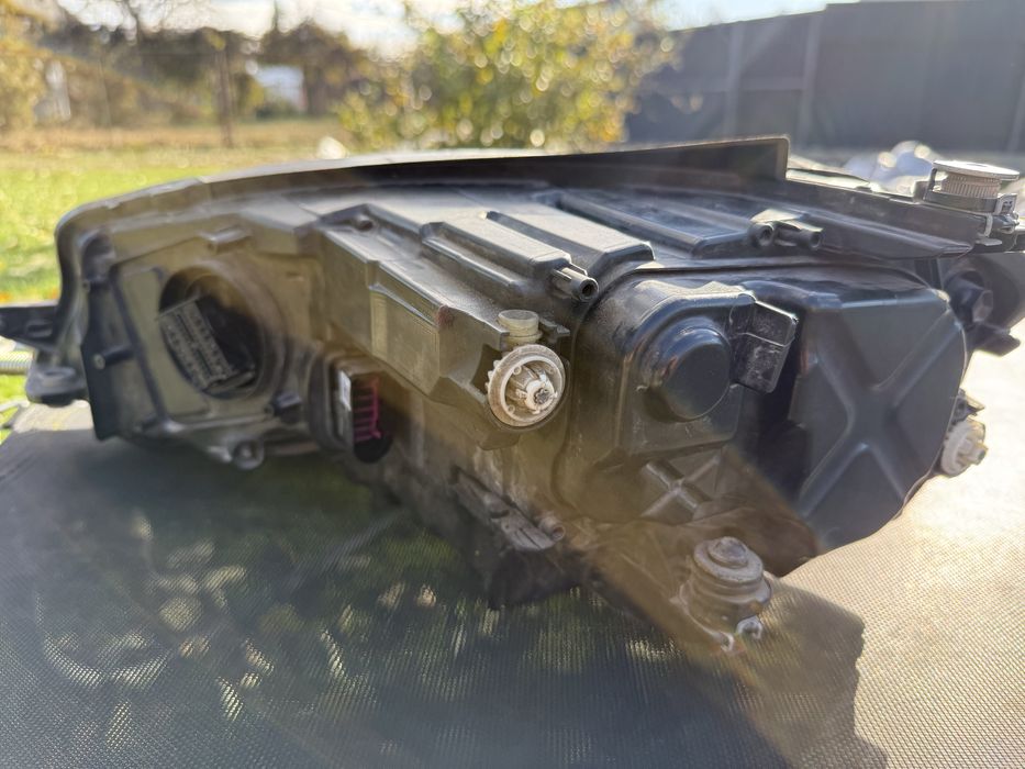 Фара максимальна e-golf сторна пасажира