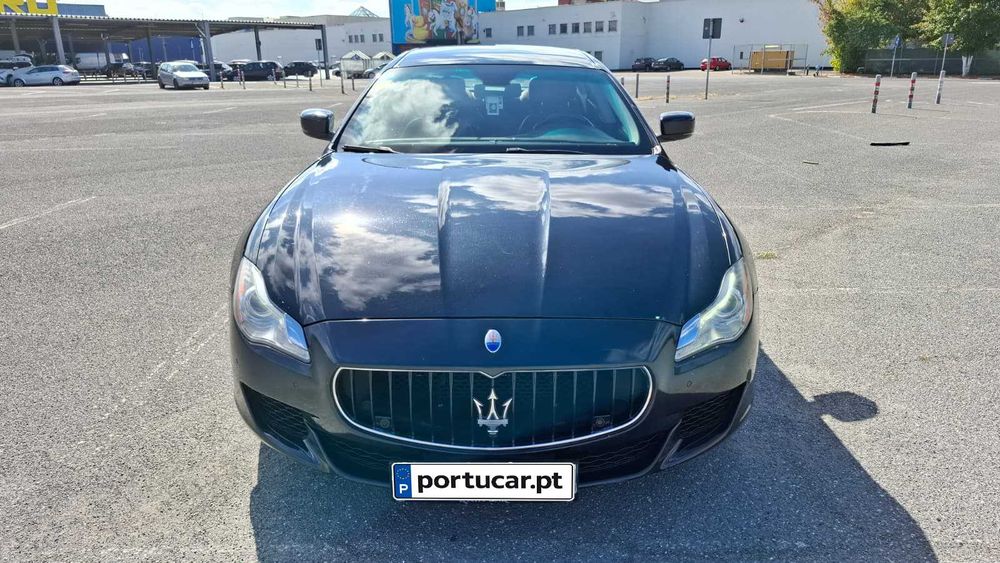 Maserati Quattroporte 3.0 Diesel • 2015 Registado • Histórico Completo na Marca • Impecável