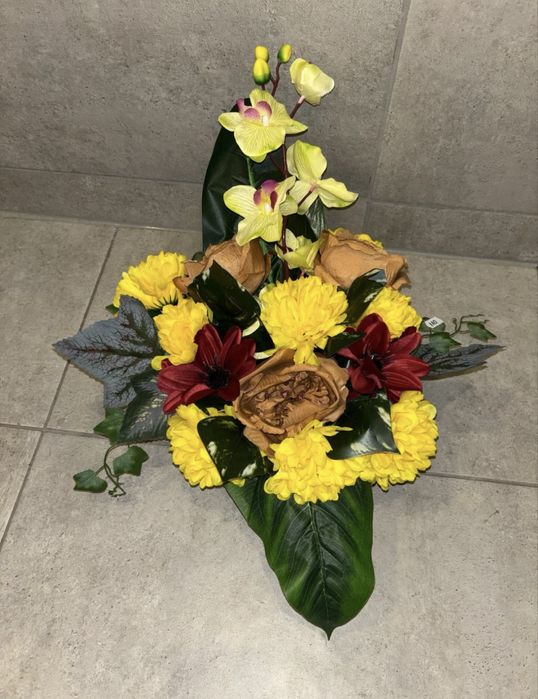 Stroiki - Kompozycje nagrobne - Bukiety Kwiaty
