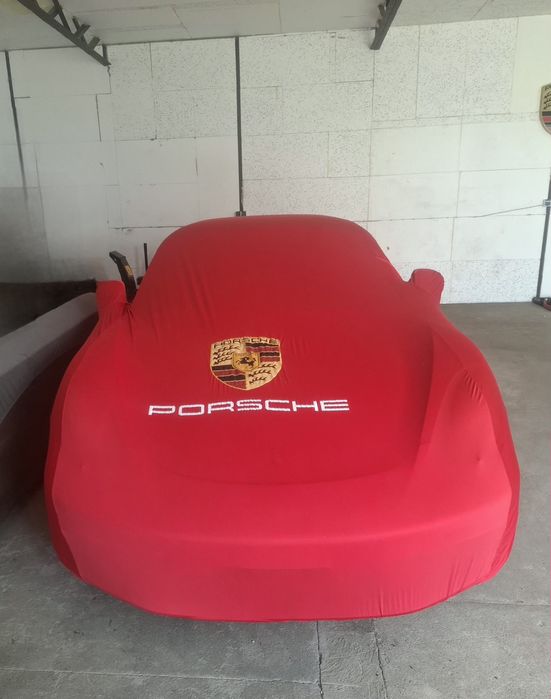 Pokrowiec czerwony porsche