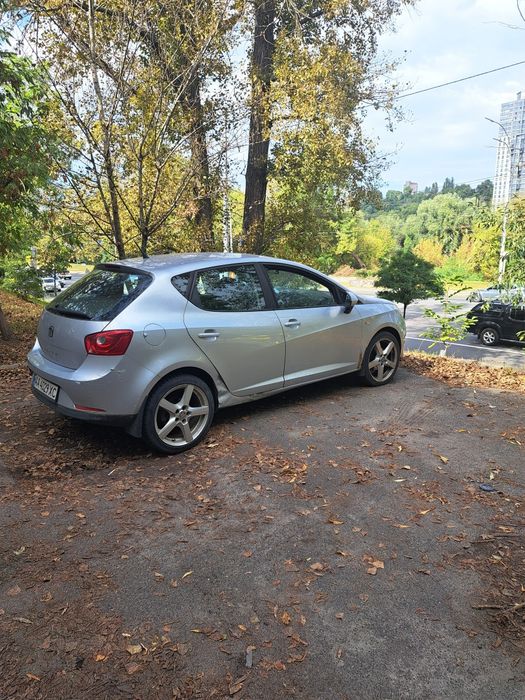 Продам seat Ibiza 2010 р. 1.6. 105 к.с. в хорошій комплектації