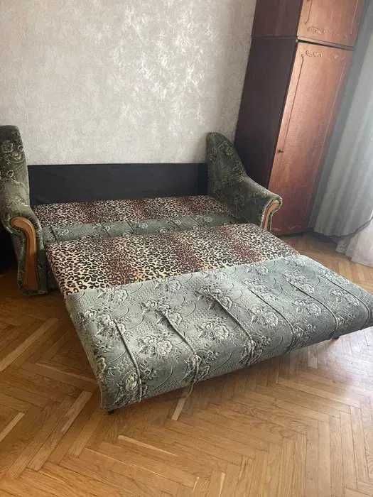 Диван Б/У 4000 грн