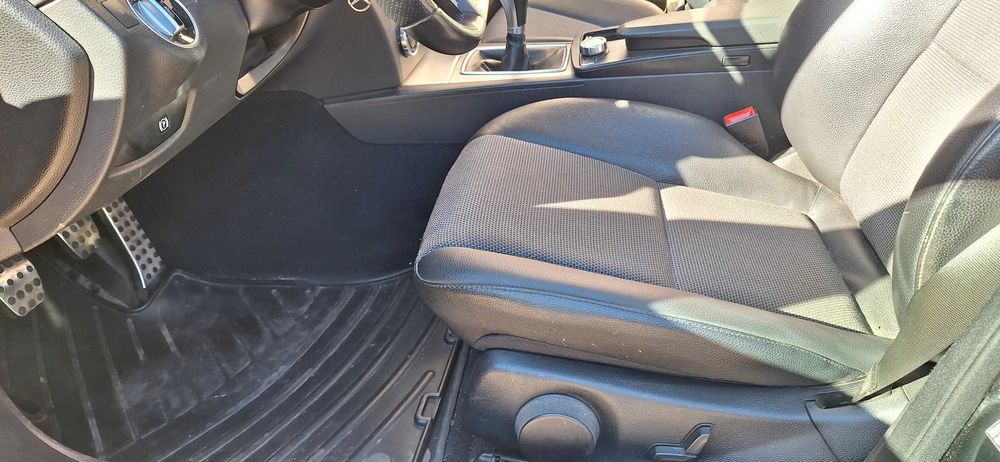 Mercedes c220d amg teto abrir