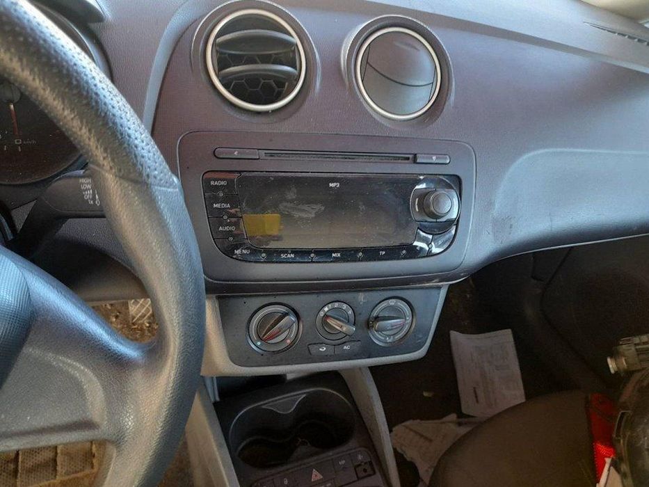 Sistema De Áudio Rádio Cd Seat Ibiza Berlina 6J5
