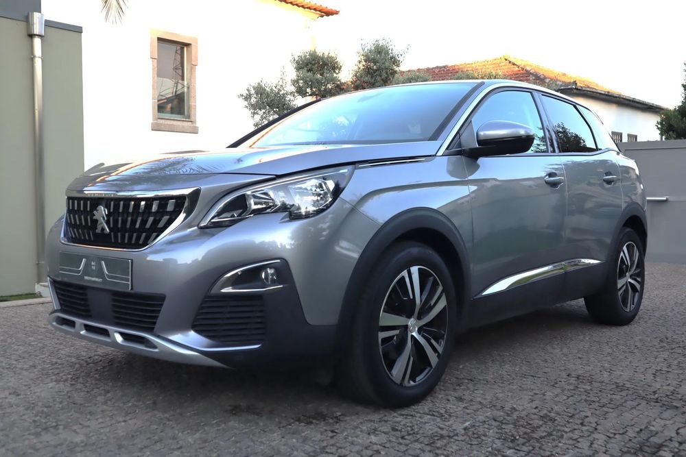 Peugeot 3008 1.2 PureTech Allure J18