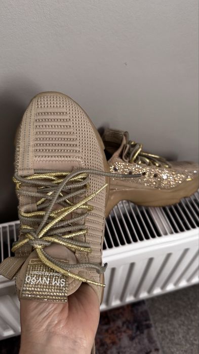 Steve madden кросівки