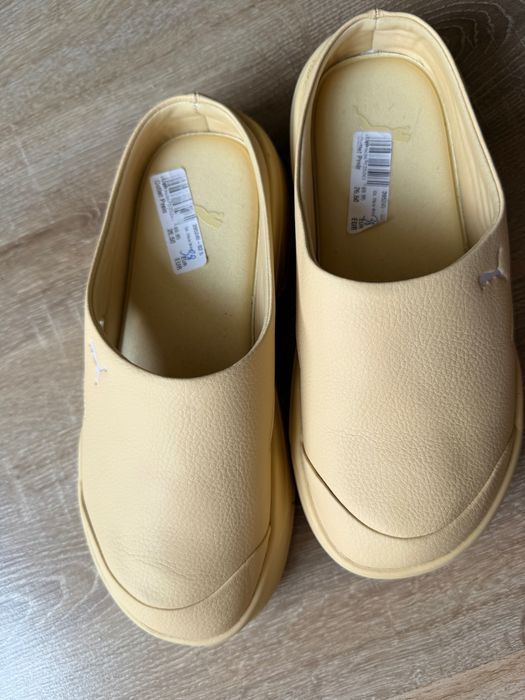 Nowe kapcie damskie Puma