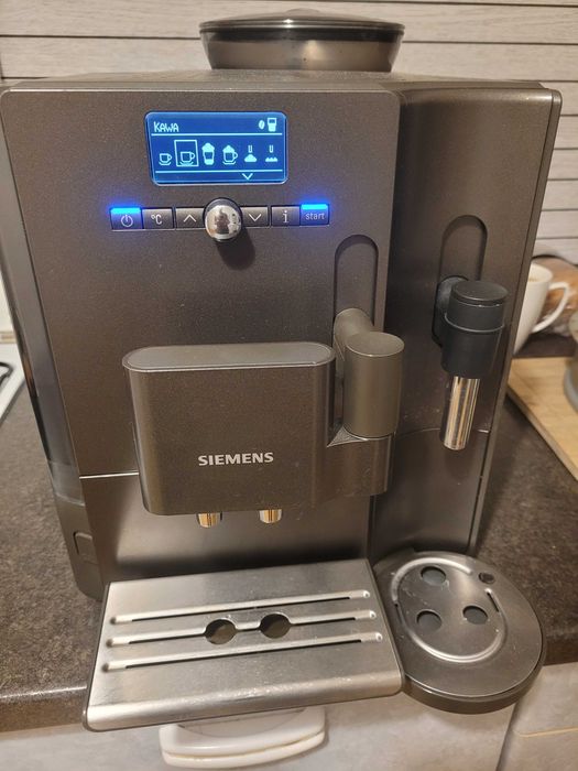 Ekspres ciśnieniowy do kawy