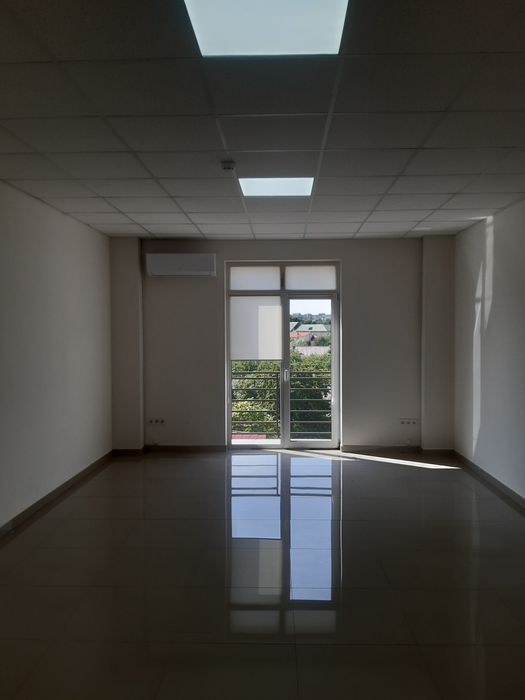 Здам офіс в центрі м.Ужгород, 30м2