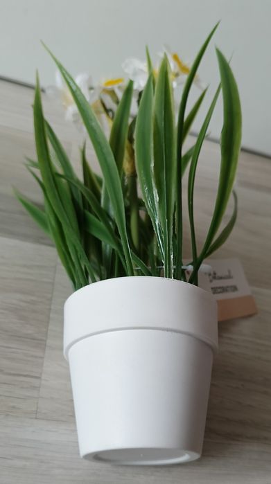 Sztuczny kwiat Narcyz Biały Źonkil w doniczce wiosenna dekoracja 20cm