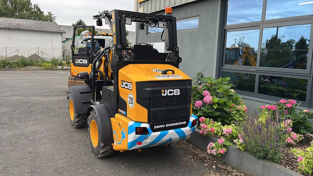 JCB 403 ETECH – CARREGADORA COMPACTA ELÉTRICA