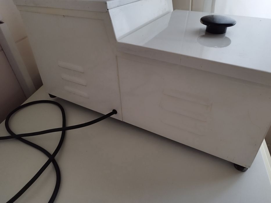 Máquina de cera quente 6lts Delmark com recargas de cera
