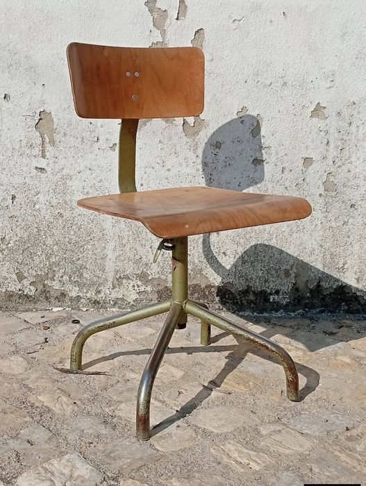 Cadeiras giratórias industriais