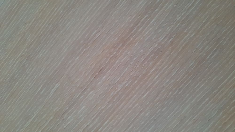 Stary okragły stół-odnowiony