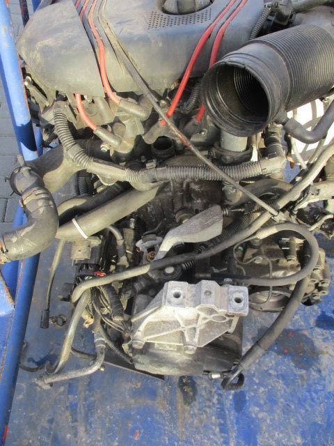 Motor Audi V6 e caixa de velocidades