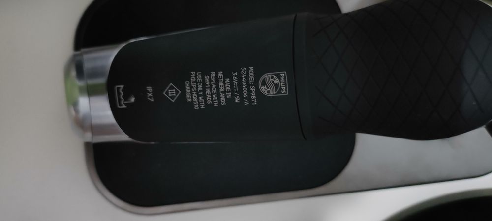 Golarka Philips Prestige S9000  SP9871