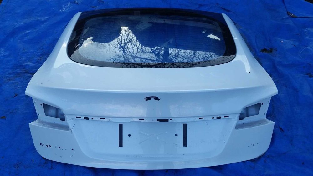 Tesla Model S кришка багажника ляда рест дорест