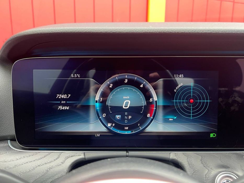 Mercedes-Benz E 2.0D Car Invest Ukraine Лізинг