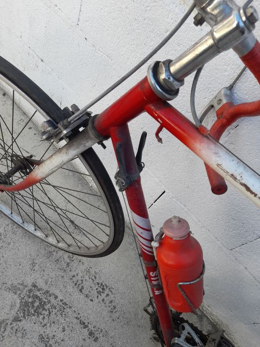 Bicicleta de corrida antiga so pa quem tem gosto vendo no estado k se