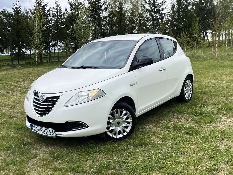 Lancia Ypsilon KLIMATYZACJA, zarejestrowany, czujniki cofania, ZERO KOROZJI !!!