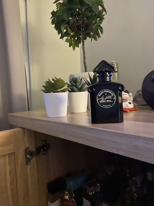 Guerlain Black Perfecto