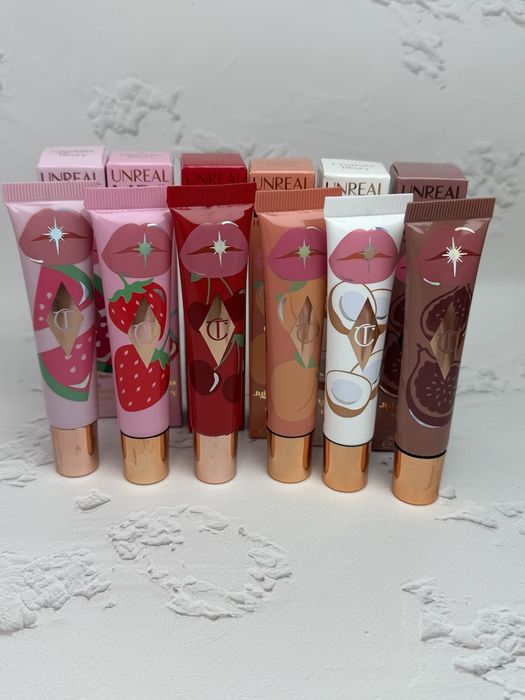 Олійка блиск для губ Charlotte Tilbury