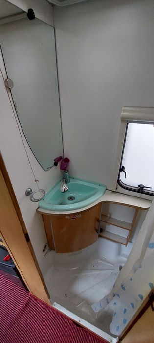 каравани  будинок на колесах кемпінг автодом причіп дача