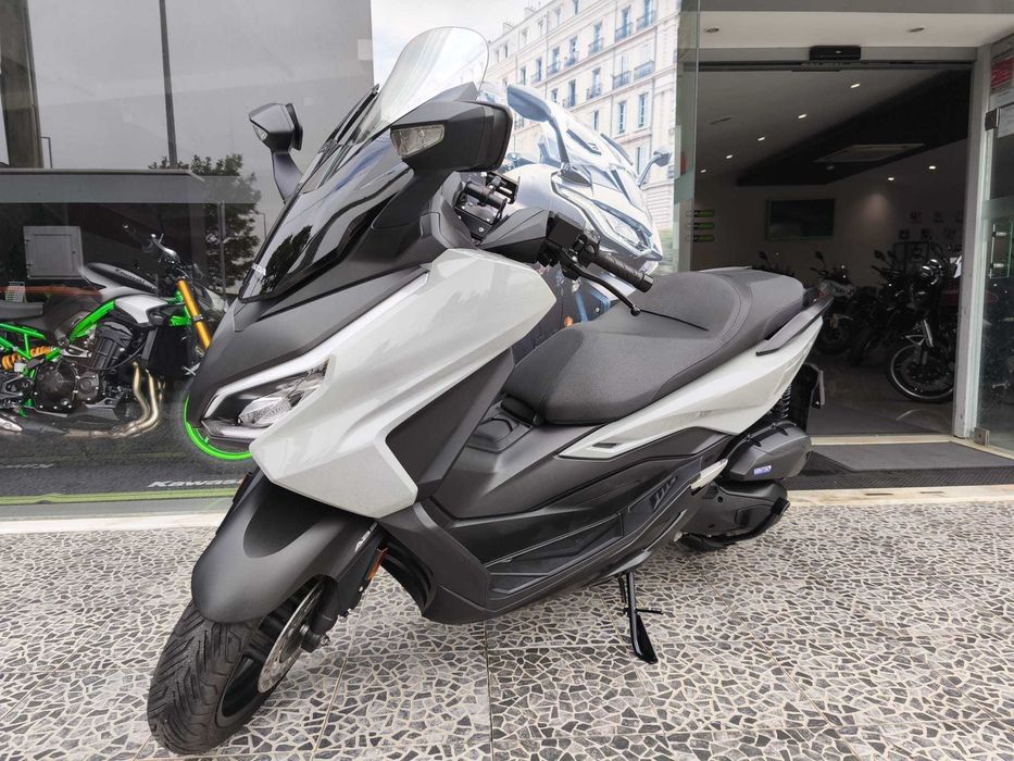 Honda Forza 125 15cv