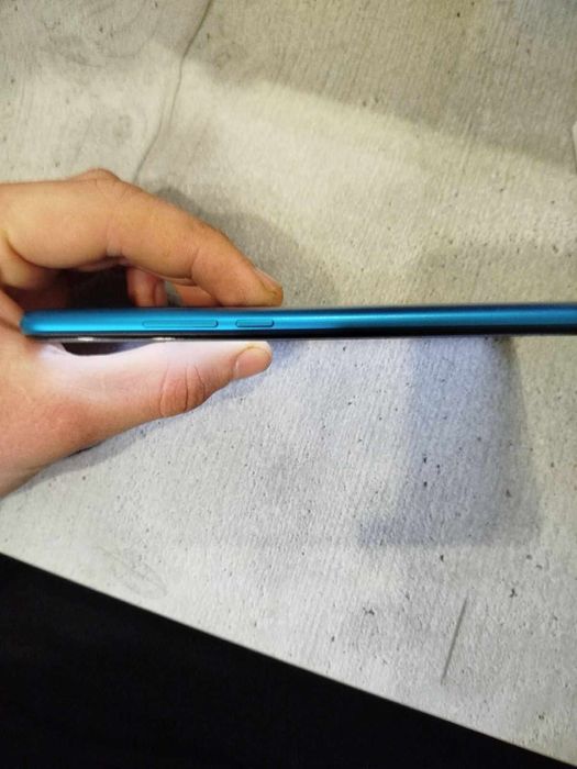 Продам телефон редмі9