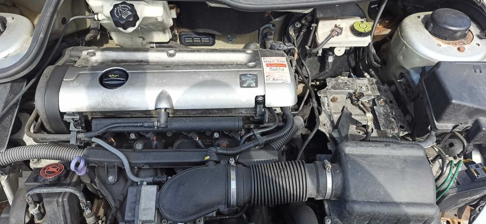Peugeot 206 CC 2.0 gasolina para Peças