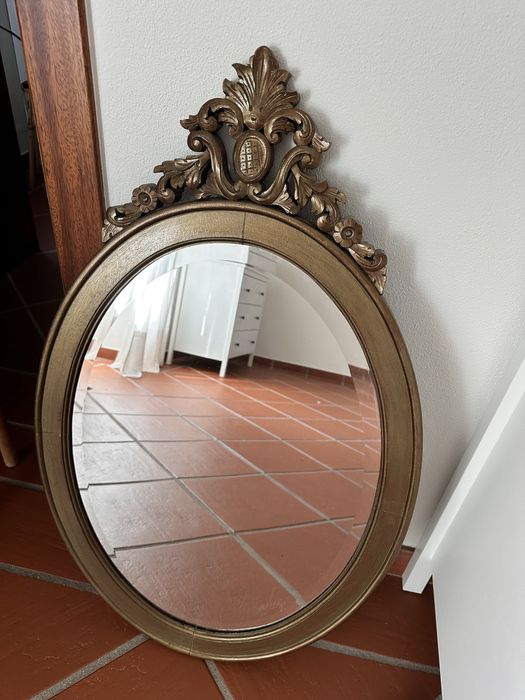 Espelho vintage clássico dourado