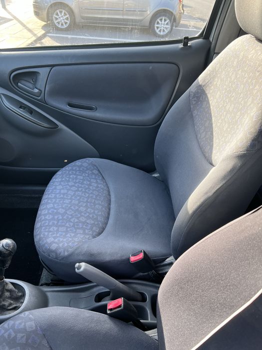 Toyota Yaris 1.0 a gasolina
