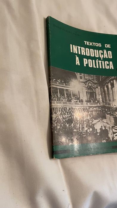 Livro Textos De Introdução À Política 2