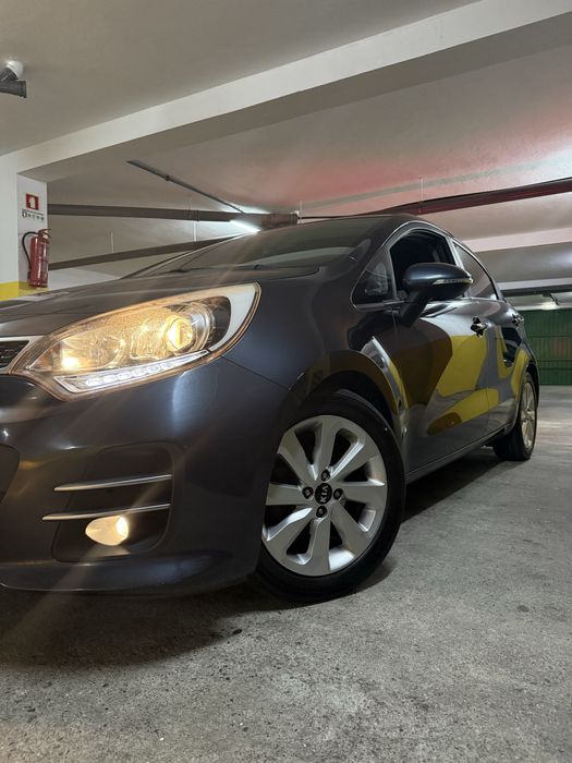 Kia Rio 1.2 EX 2016