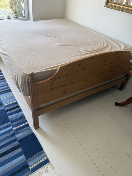 Rama łóżka lite sosnowe drewno ikea