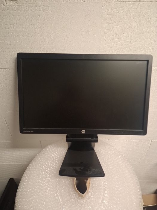 Monitor LCD komputerowy