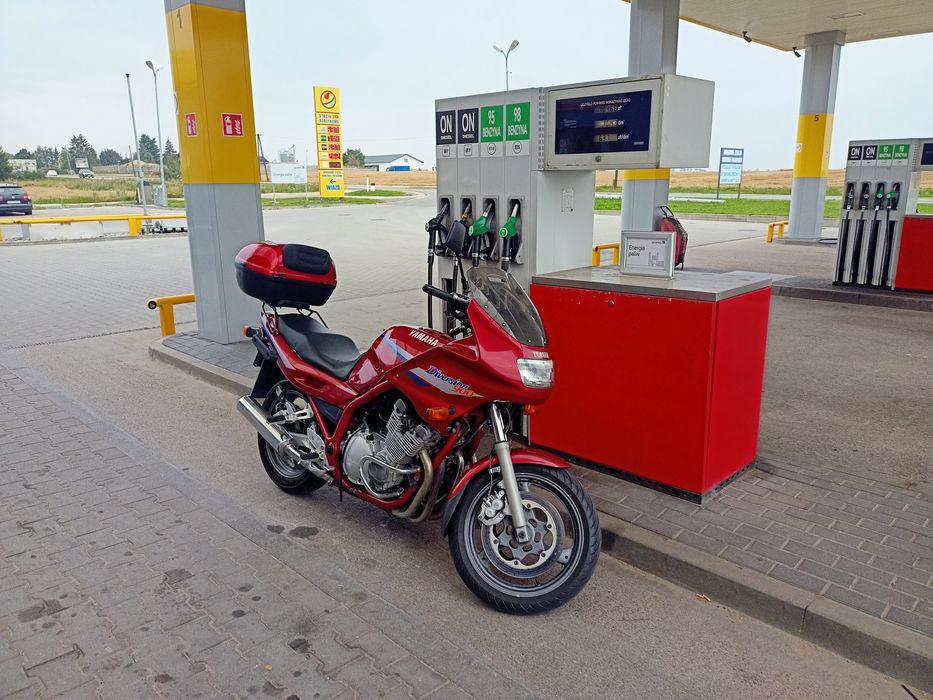 Yamaha XJ 900 division