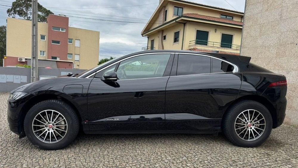Jaguar I-Pace EV400 AWD SE