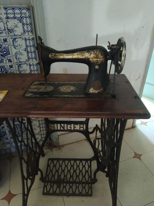 Máquina de costura Singer