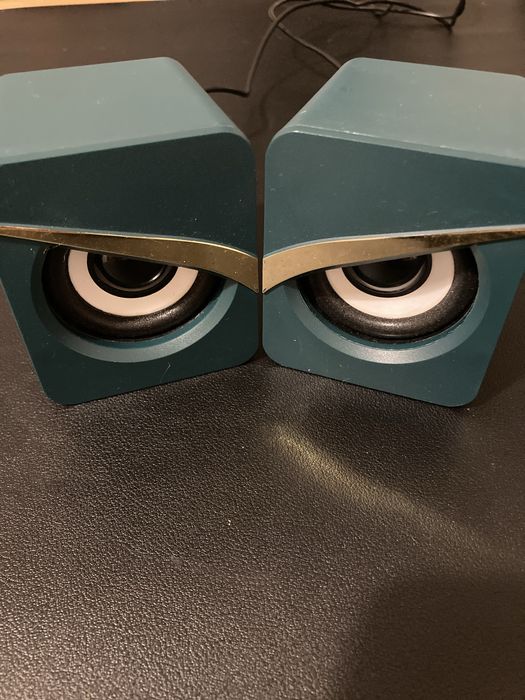 Colunas gamer em ótimo estado e nunca usadas