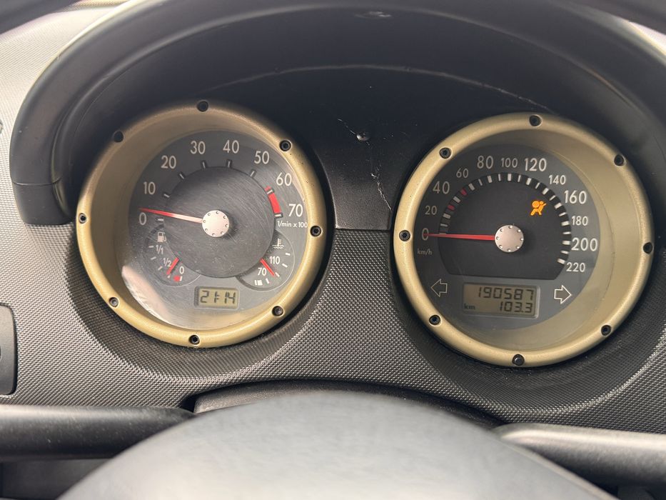 Carro Polo Ano 2000